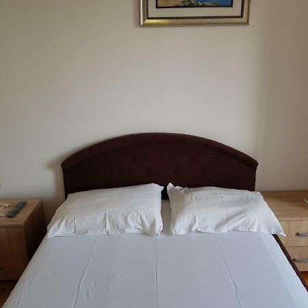 Sobe I Apartmani Marovic Petrovazzo Esterno foto