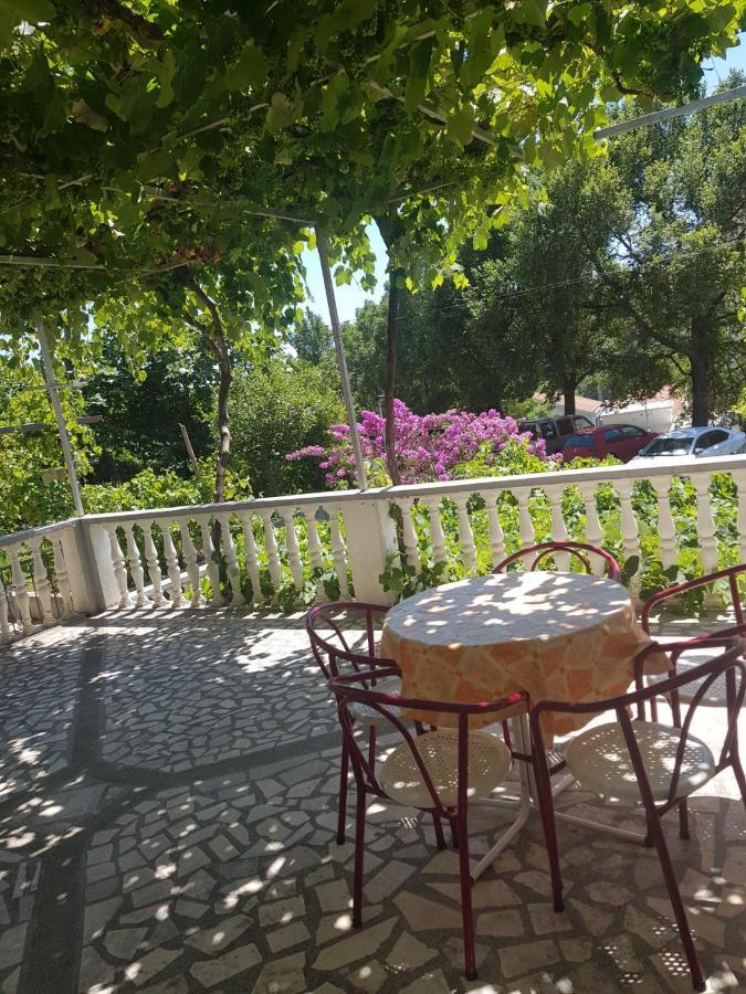 Sobe I Apartmani Marovic Petrovazzo Esterno foto