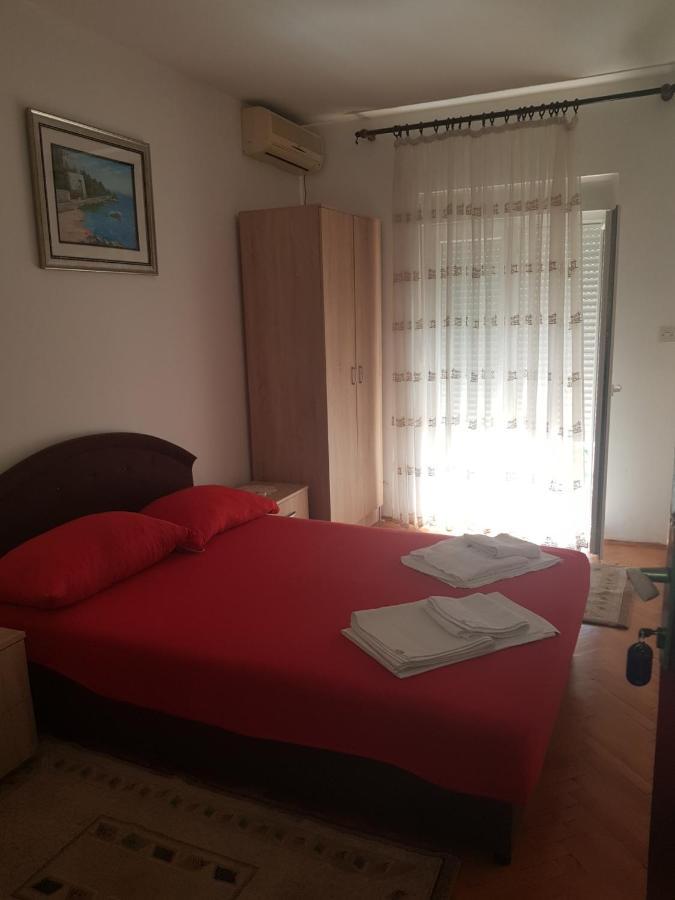 Sobe I Apartmani Marovic Petrovazzo Esterno foto