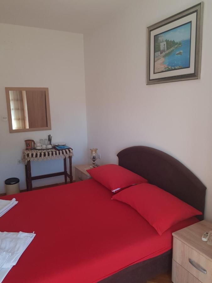 Sobe I Apartmani Marovic Petrovazzo Esterno foto