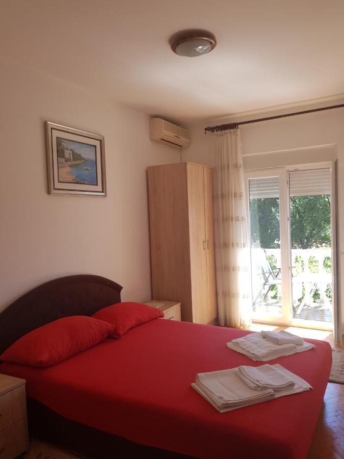 Sobe I Apartmani Marovic Petrovazzo Esterno foto