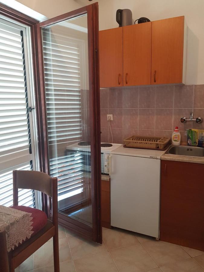 Sobe I Apartmani Marovic Petrovazzo Esterno foto