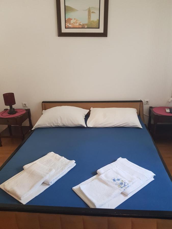 Sobe I Apartmani Marovic Petrovazzo Esterno foto