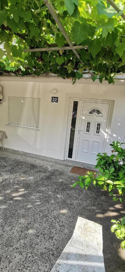 Sobe I Apartmani Marovic Petrovazzo Esterno foto