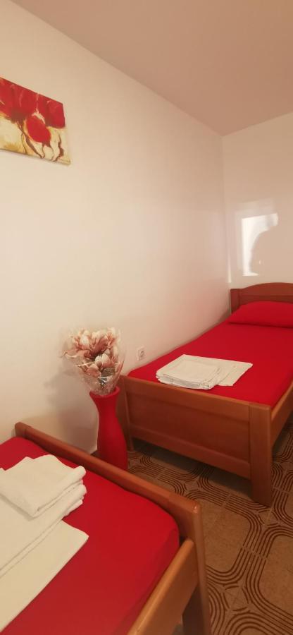 Sobe I Apartmani Marovic Petrovazzo Esterno foto