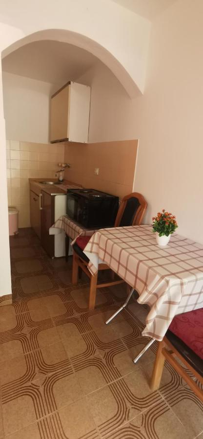 Sobe I Apartmani Marovic Petrovazzo Esterno foto