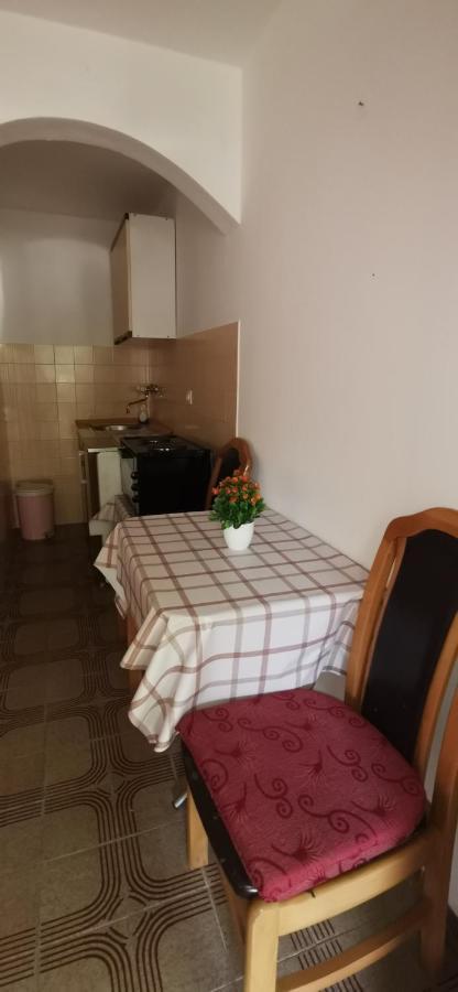 Sobe I Apartmani Marovic Petrovazzo Esterno foto