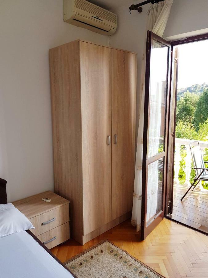 Sobe I Apartmani Marovic Petrovazzo Esterno foto
