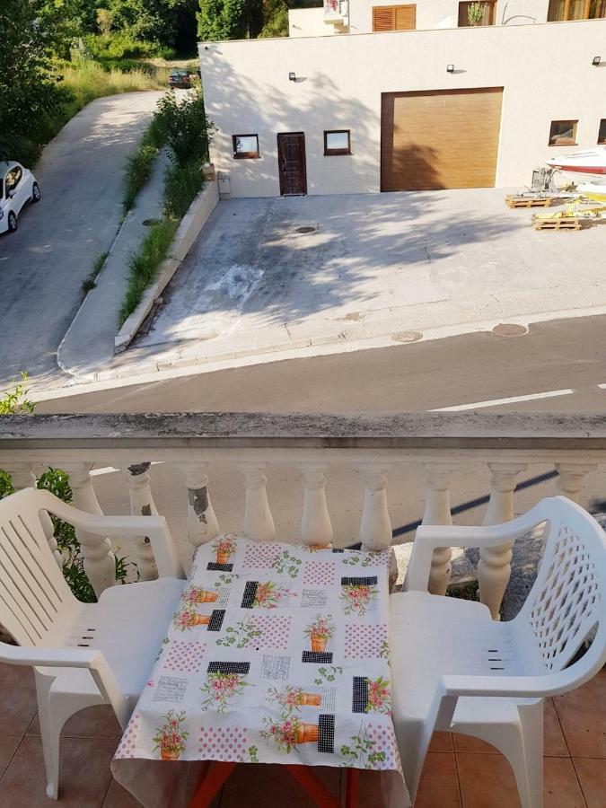 Sobe I Apartmani Marovic Petrovazzo Esterno foto